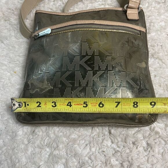 MICHAEL KORS  MIRROR METALLIC LOGO  metallic gold crossbody bag tan leather trim - Picture 16 of 16